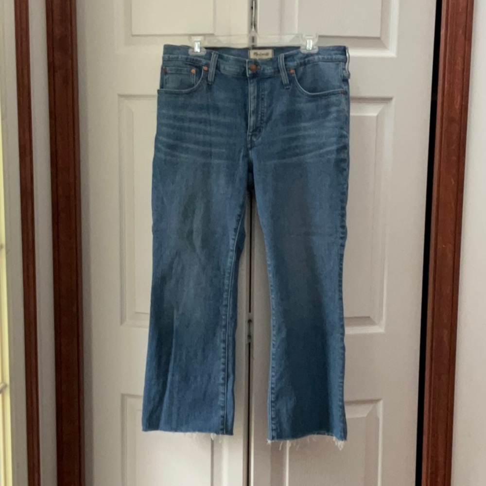 Madewell kick-out crop jeans
